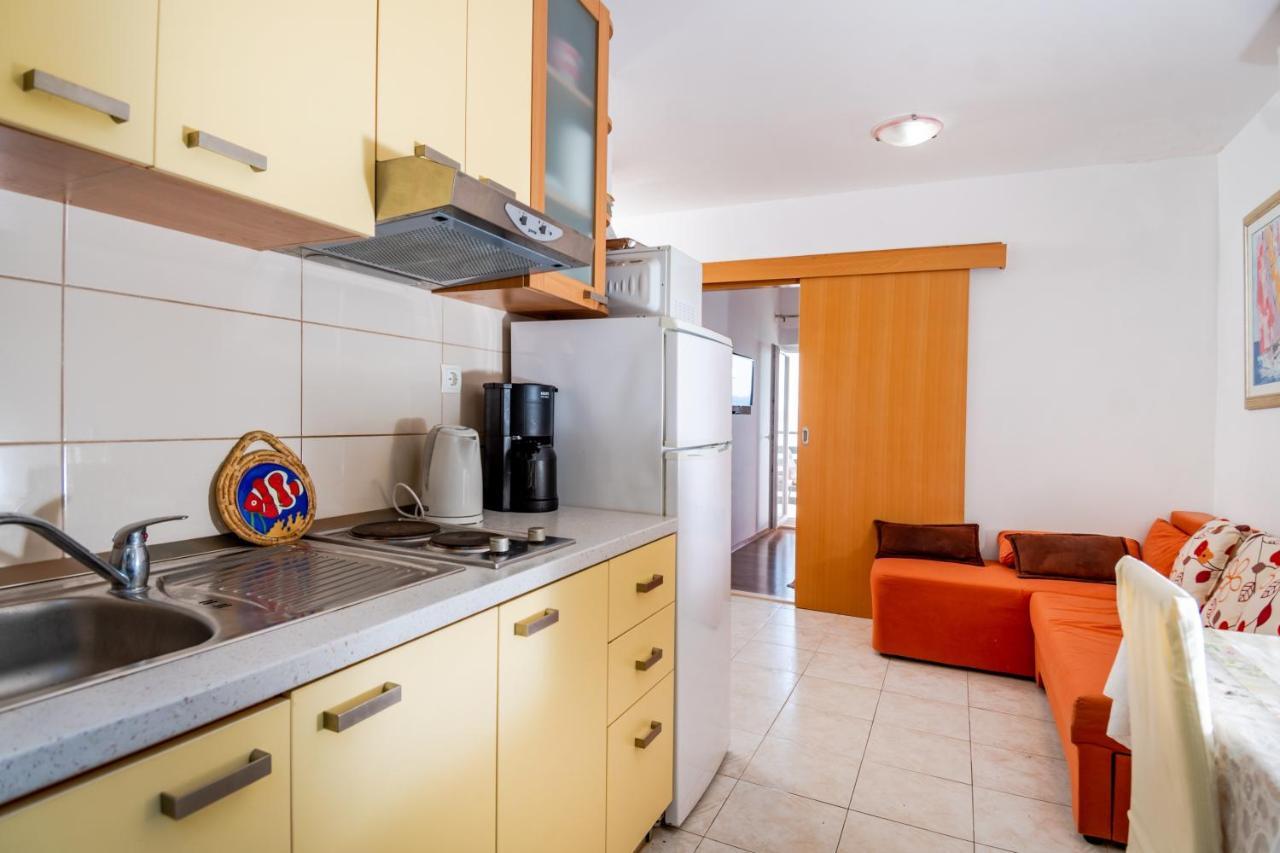 Apartments Tolic Baška Voda Eksteriør bilde