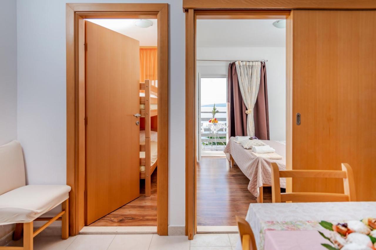Apartments Tolic Baška Voda Eksteriør bilde